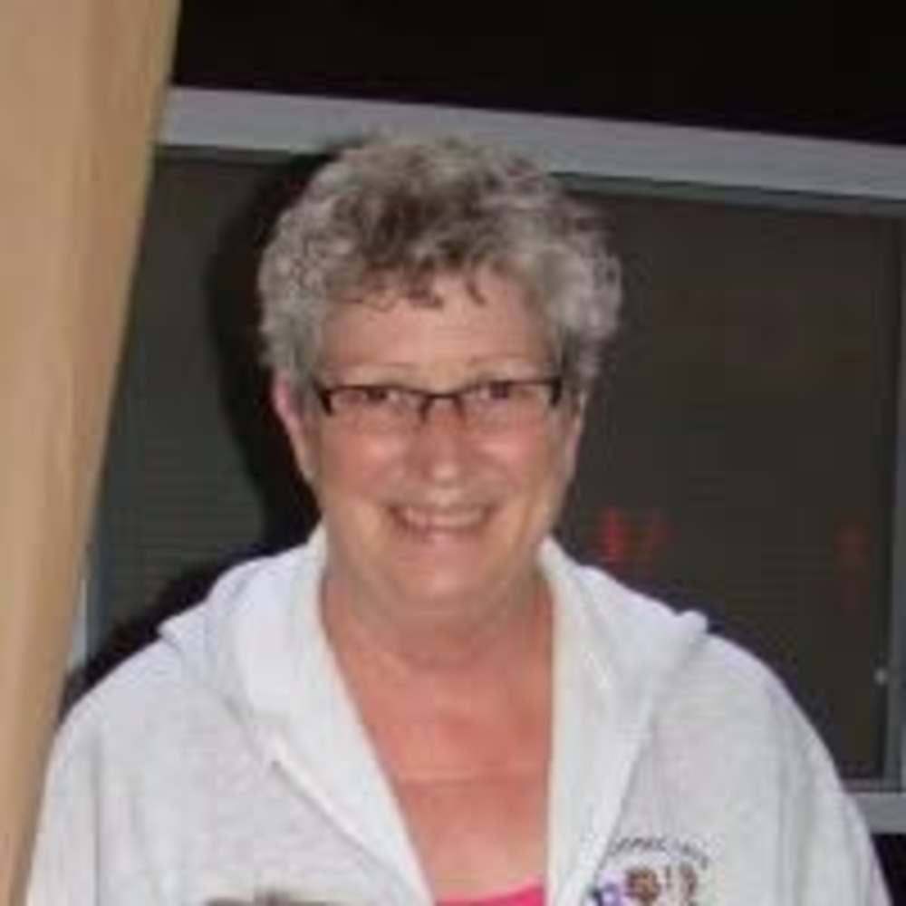 Meet your Posher, Carolyn